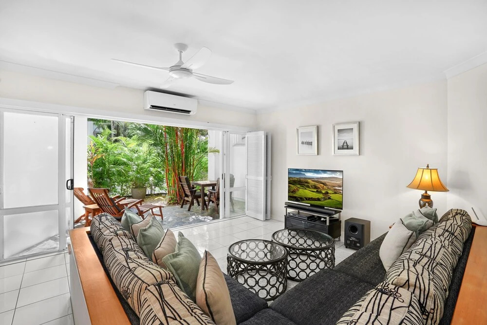 Belle Escapes - Poolside Suite, Ground Floor, Alamanda Beachfront Resort "52"