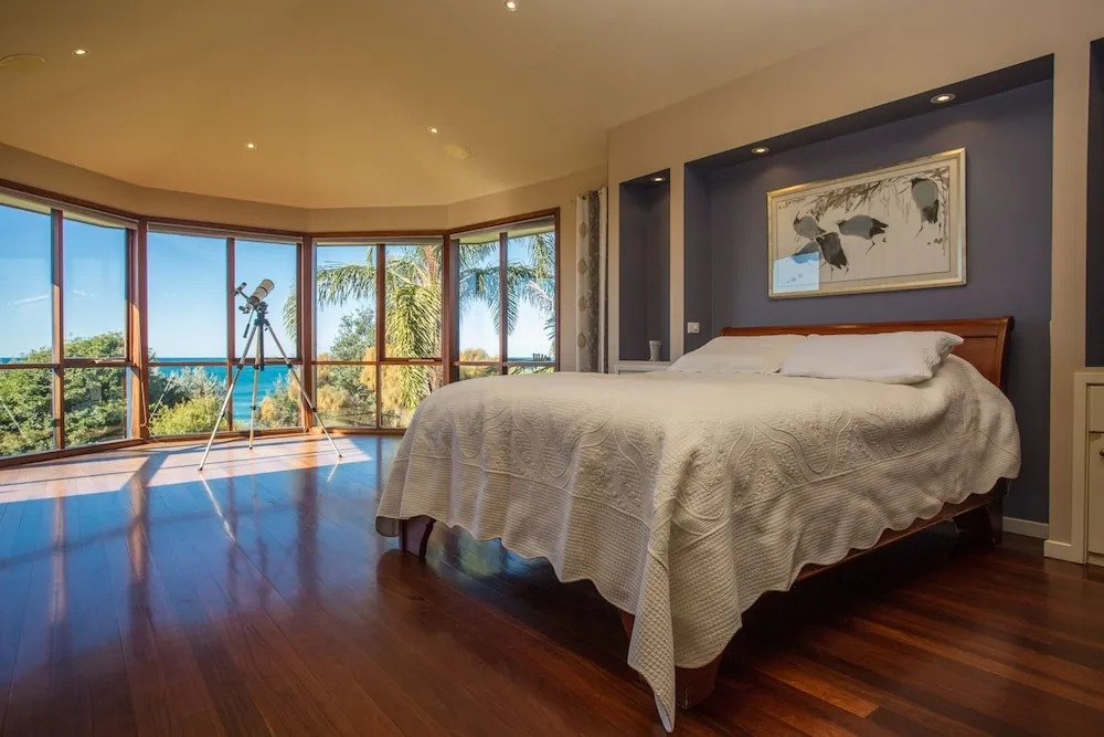 Tura Beach House On Pacific Way