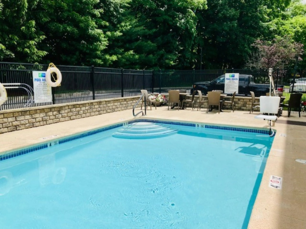 Holiday Inn Express Hotel & Suites Danbury - I-84 by IHG