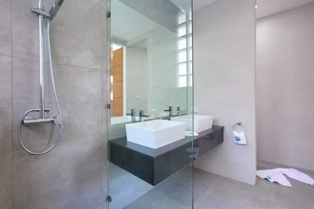 1 Bedroom Beautiful Beachfront Villa