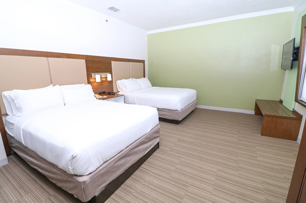 Holiday Inn Express Hotel & Suites Greenville by IHG