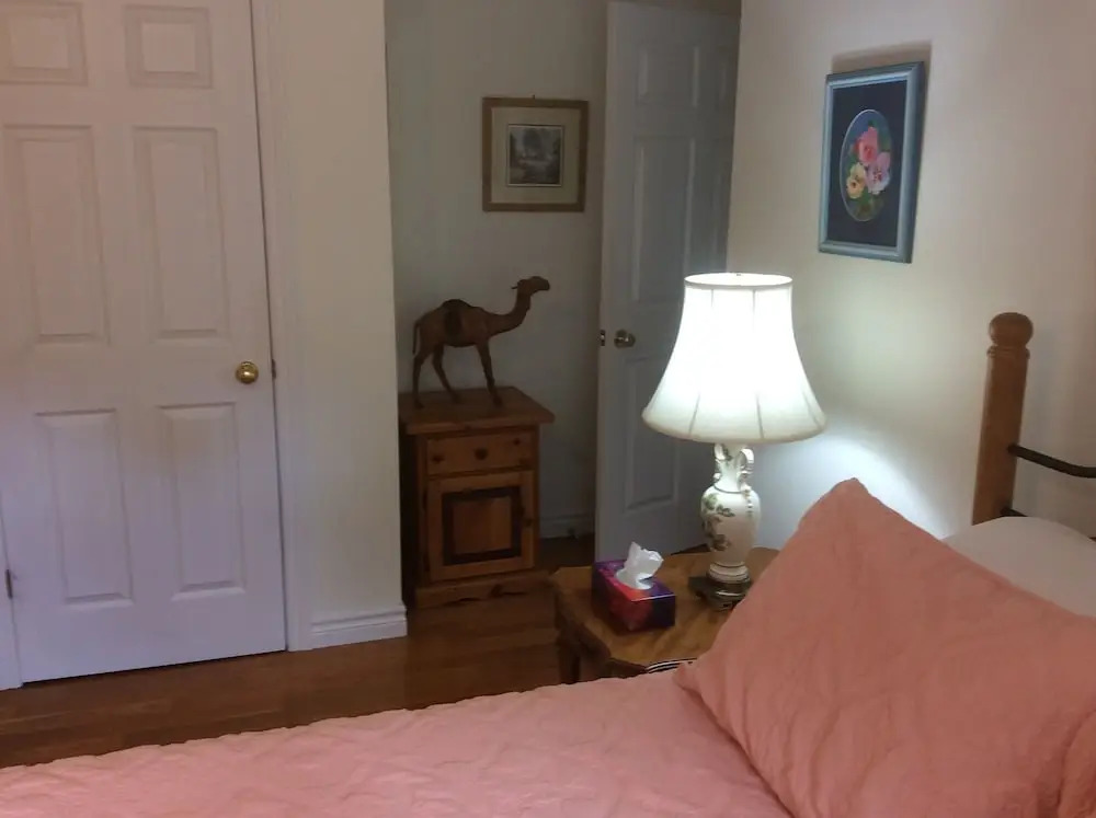 Main Street Caygeon B&B