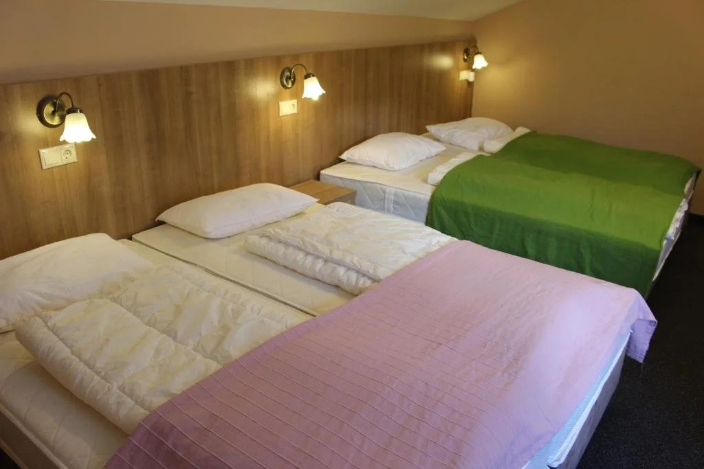 Jasmin Pension Central Location Shared Kitchen Pet Friendly