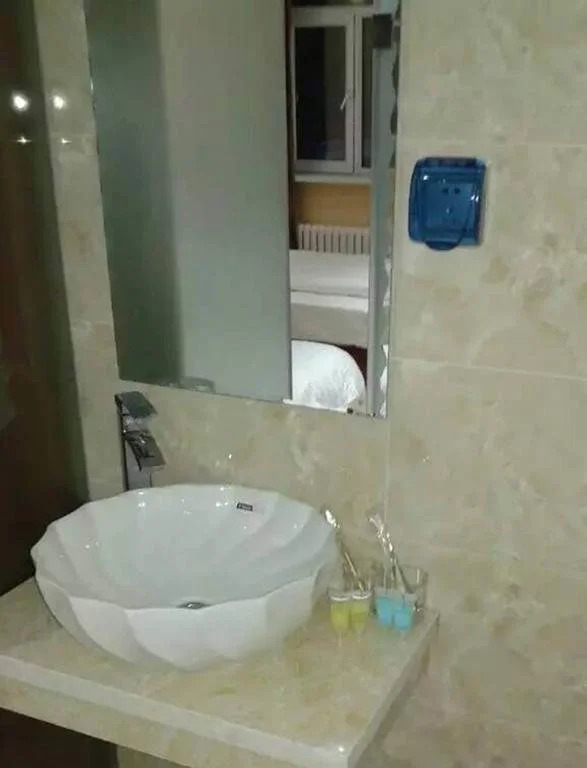 7 Days Home Inn