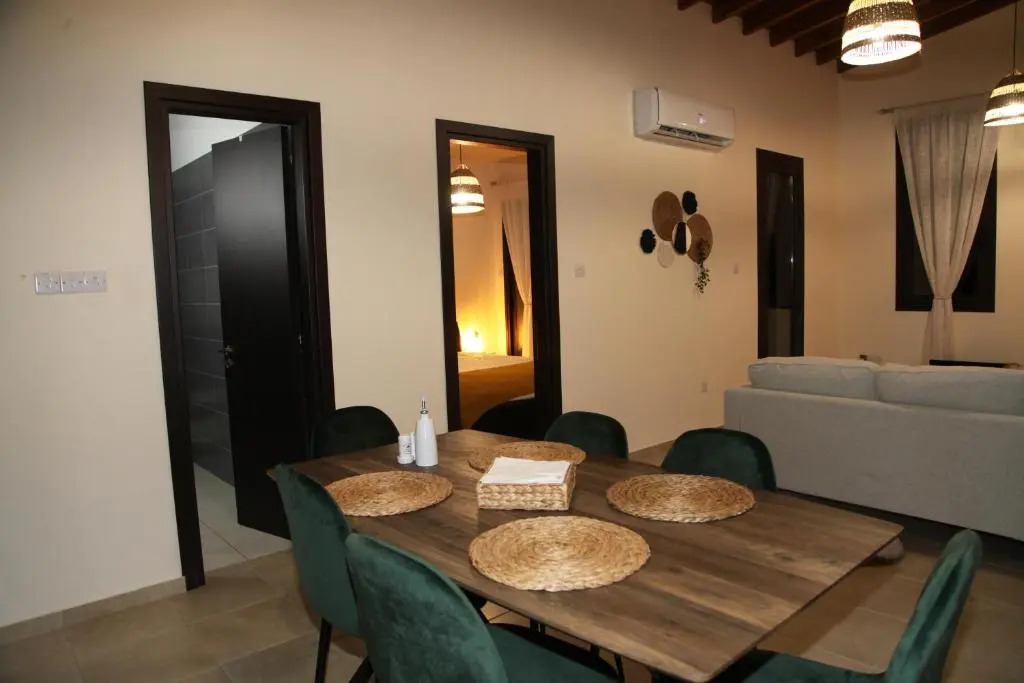 Artista Roustik Apartment