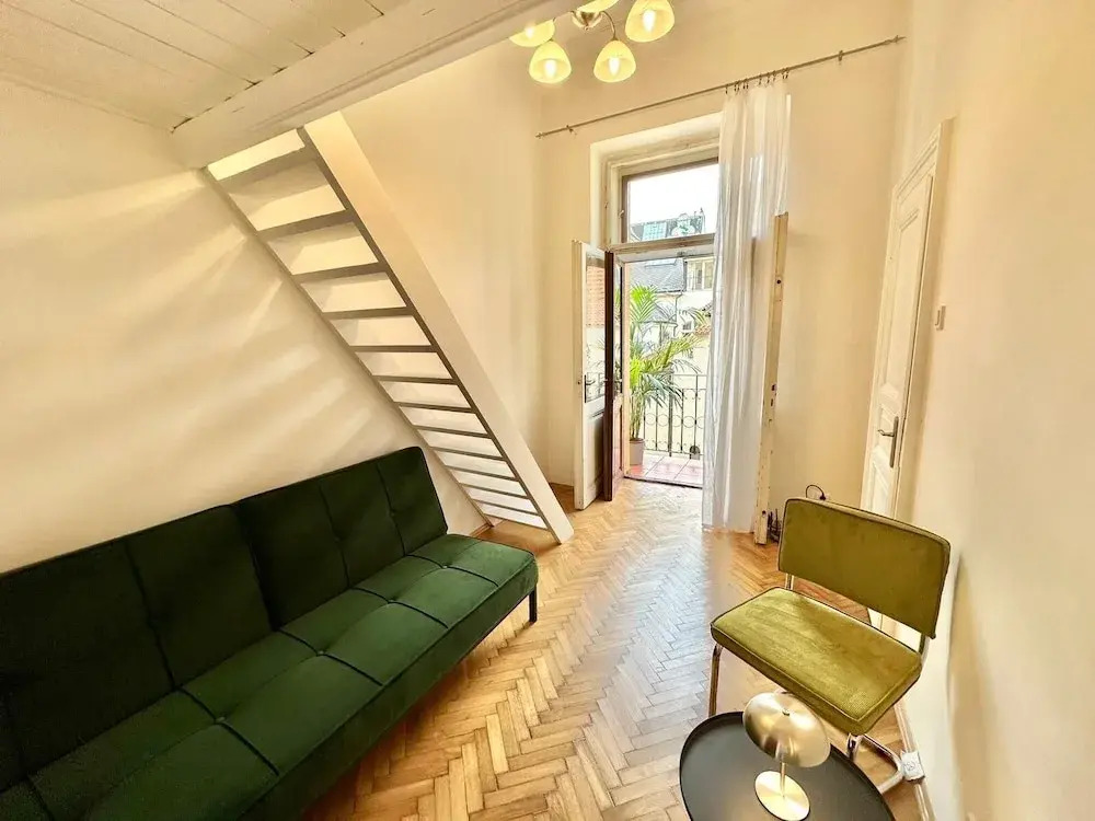Apartment Siroka 14