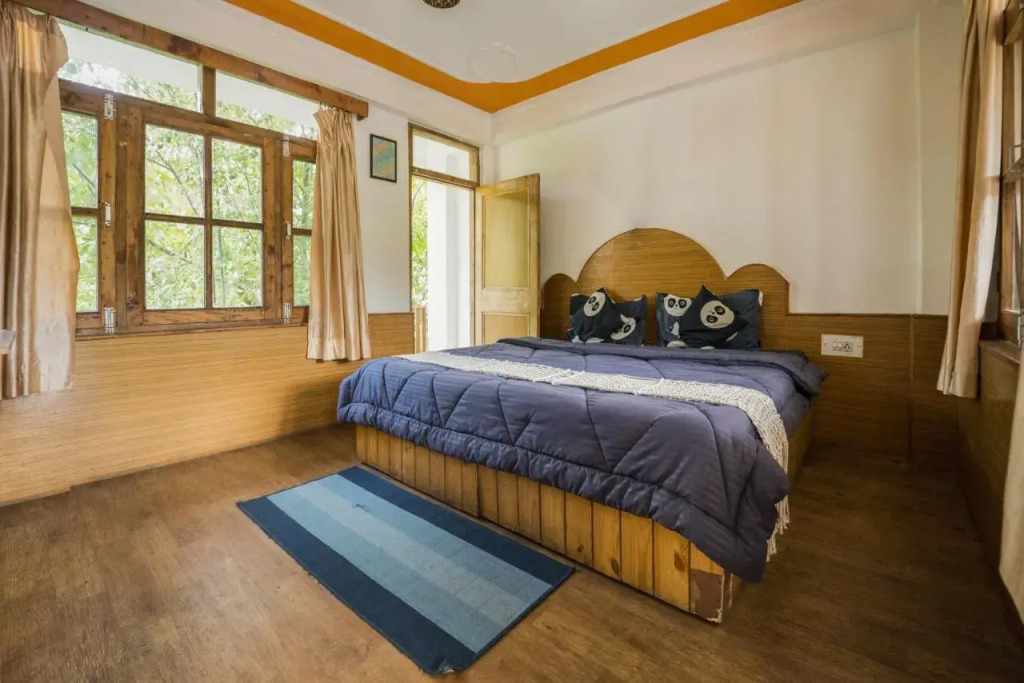 One Light Hostel