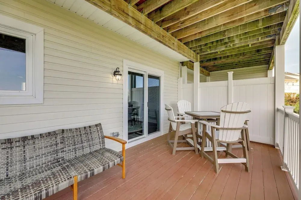 Boat Slip & Pool Access: Ocean City Home!