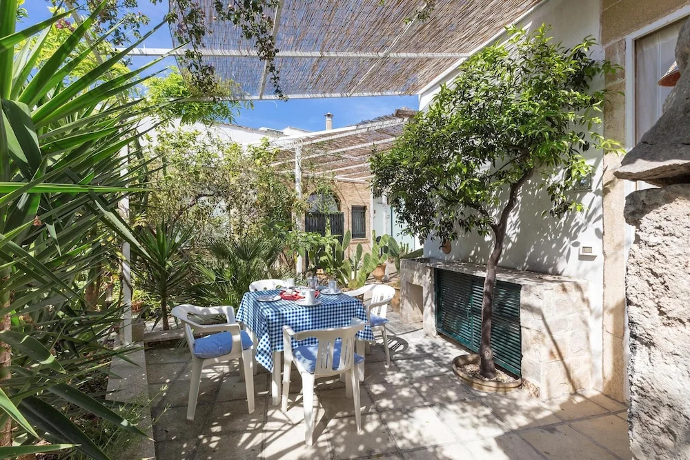 Casa Messapica by BarbarHouse