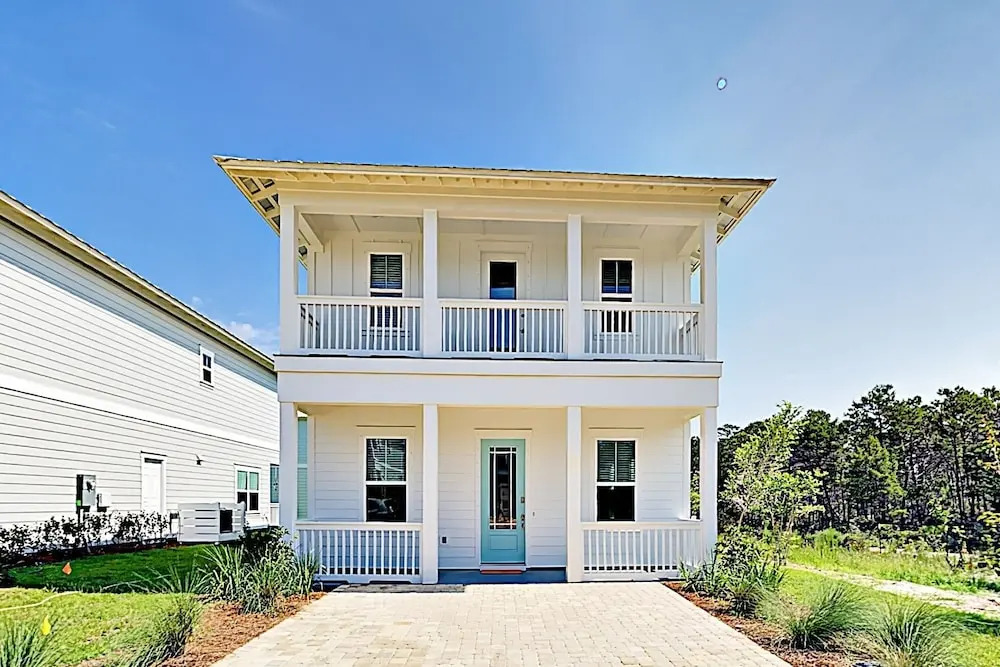 New Listing! Beach House W/ Pool & Dock, Near 30a 3 Bedroom Home