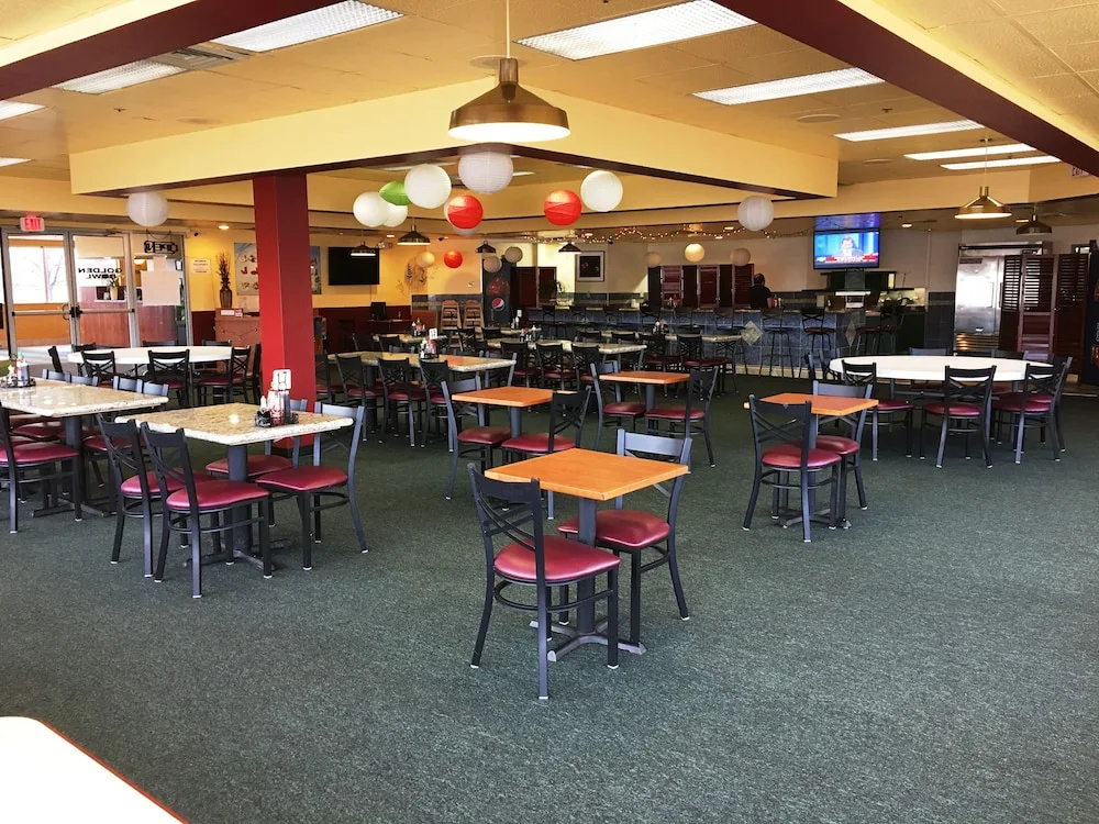 Howard Johnson Denver/West