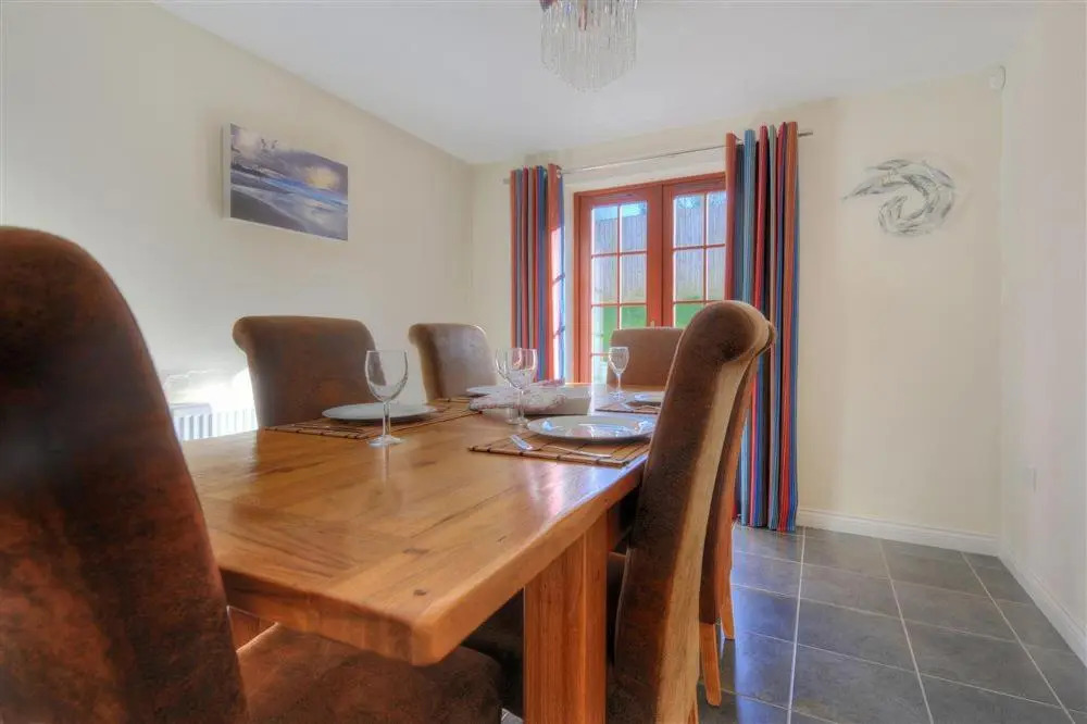 28 Barnes Meadow