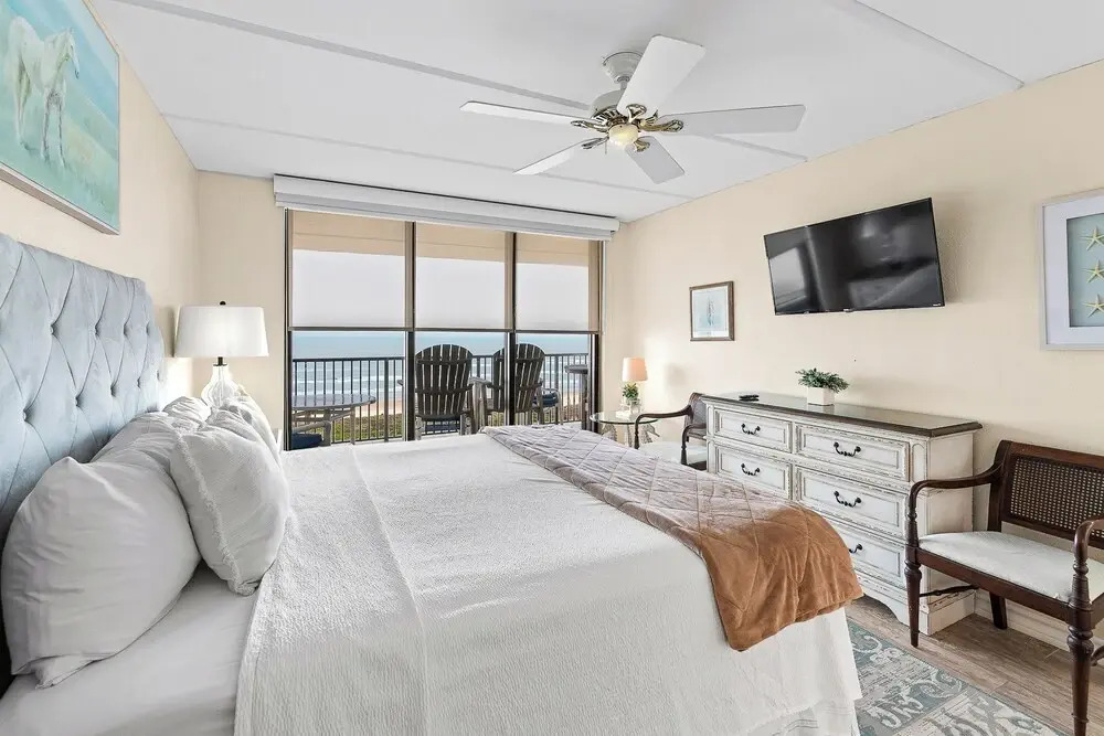 Updated Corner 3BR w/ View: Suntide III - Unit 710