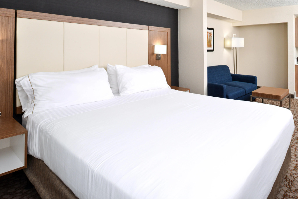 Holiday Inn Express Hotel & Suites Bonita Springs/Naples by IHG