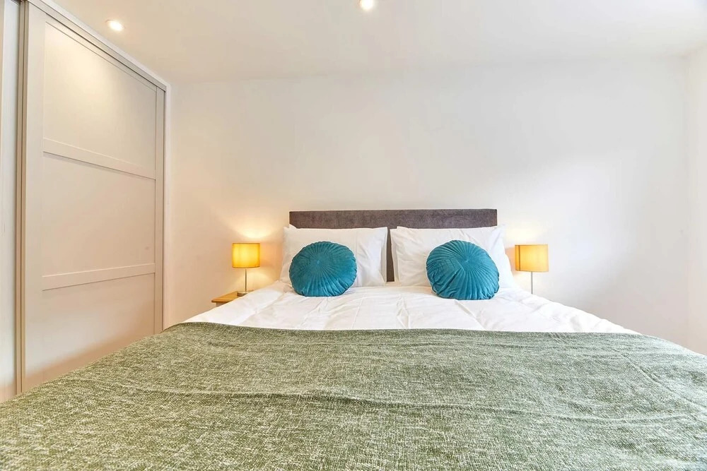 Host & Stay - Main Street Apartments