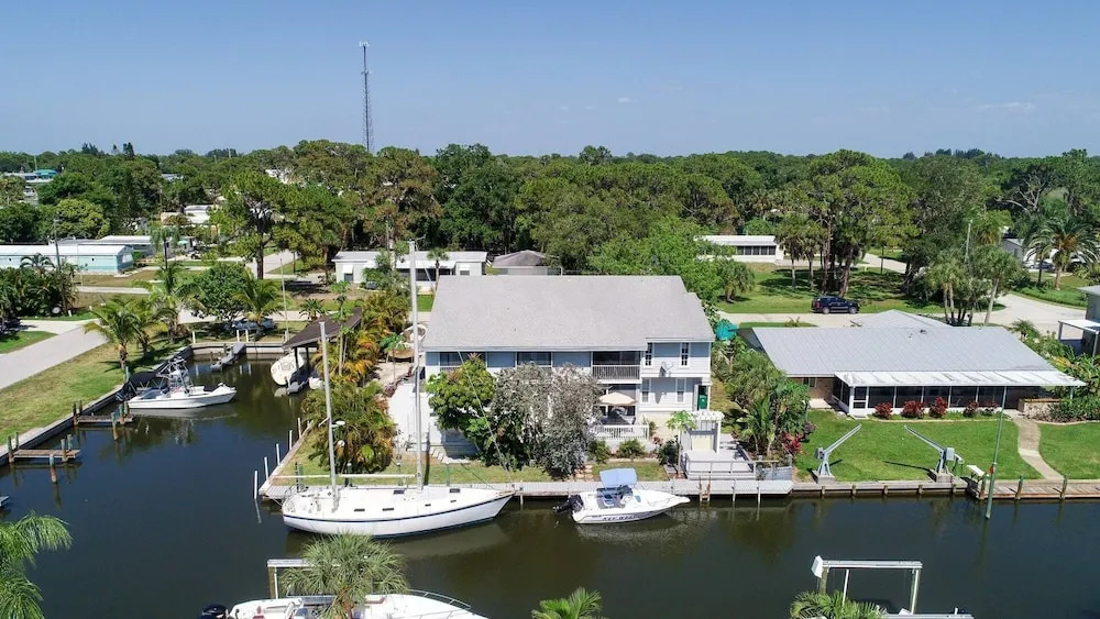 Lemon Bay Waterfront Condo w Patio