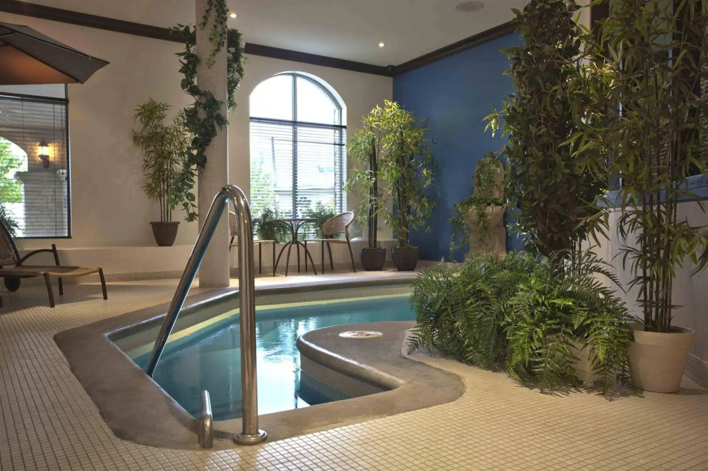 Le St-Martin Hotel & Suites