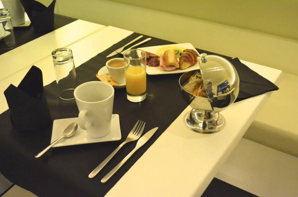Atenea Rekord Suites Barcelona