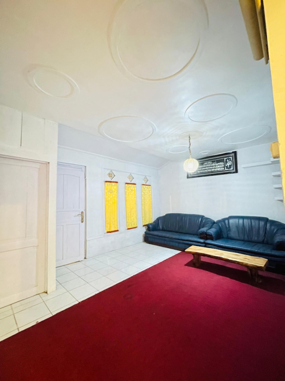 Flamboyan 2 Homestay