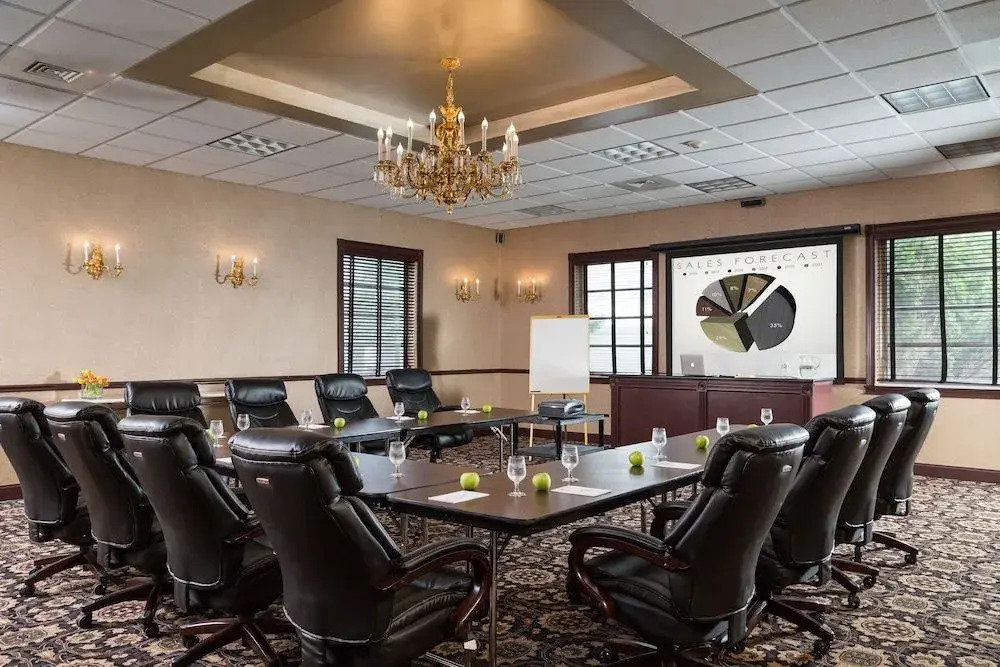 Chateau Inn and Suites