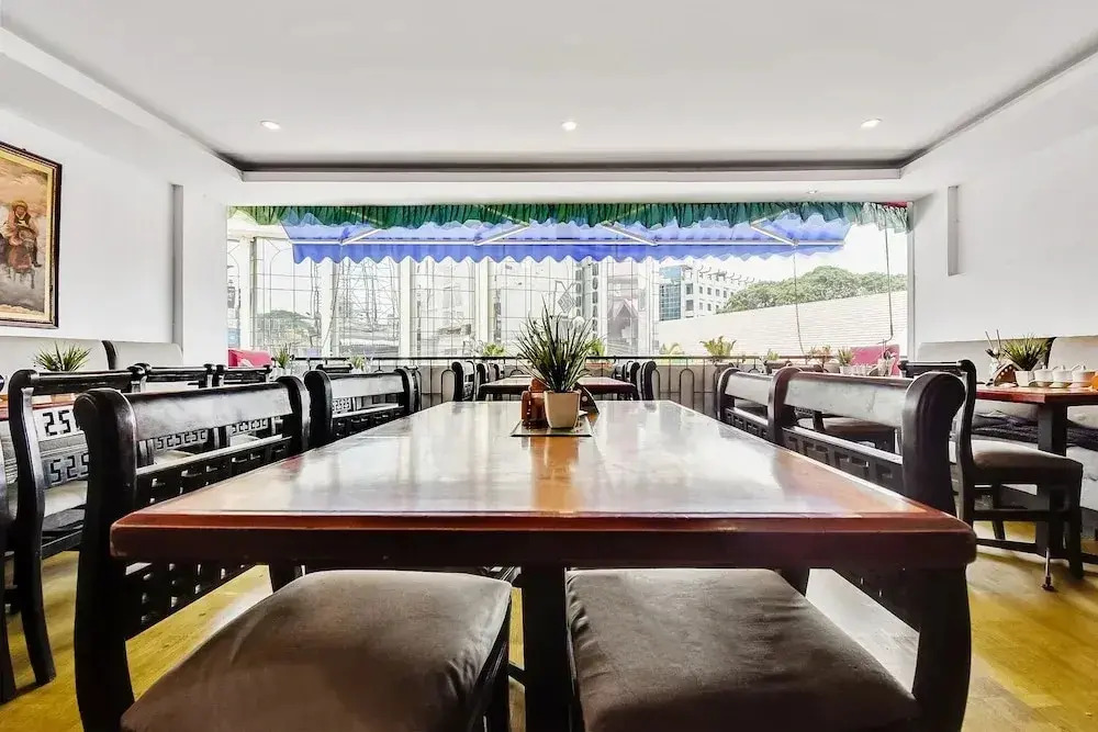 Hotel Shangrila by OYO Rooms