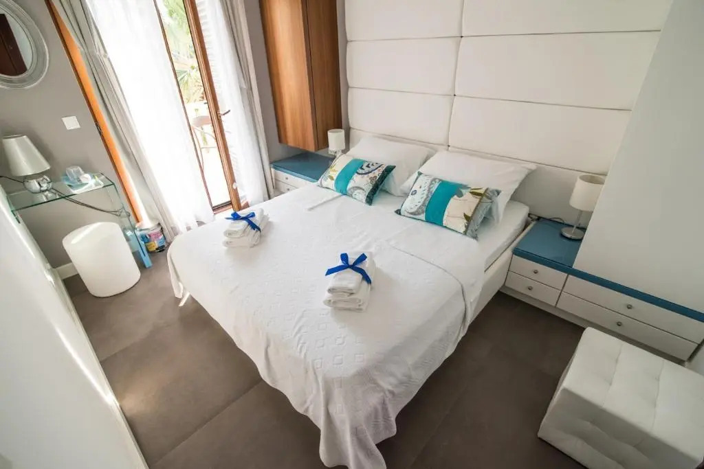 Luxury Villa Godi Star with private heated pool, staff - concierge service