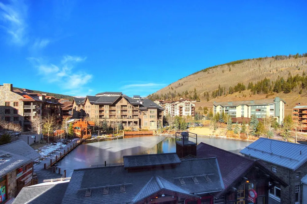 Vs438 And 436H Village Square Condo