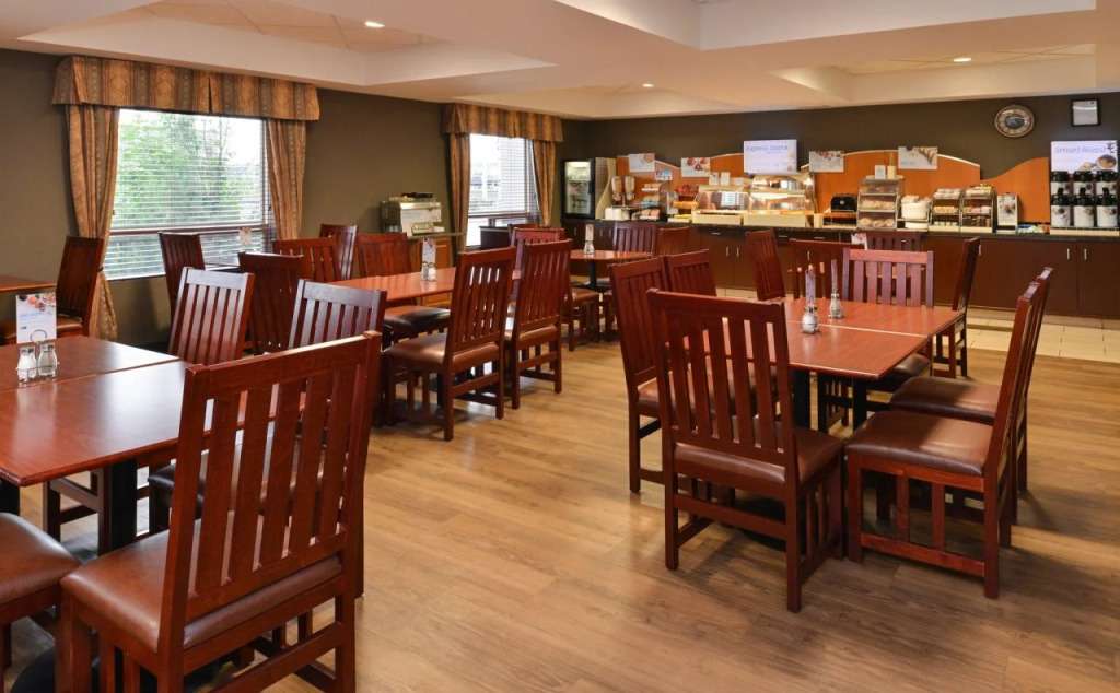Holiday Inn Express Edmonton North by IHG