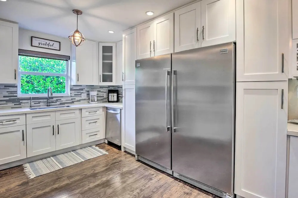 1 Mi to Pompano Beach: Vacation Rental w/ Pool