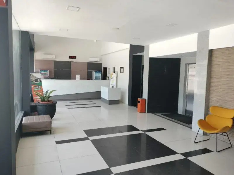 City Hotel