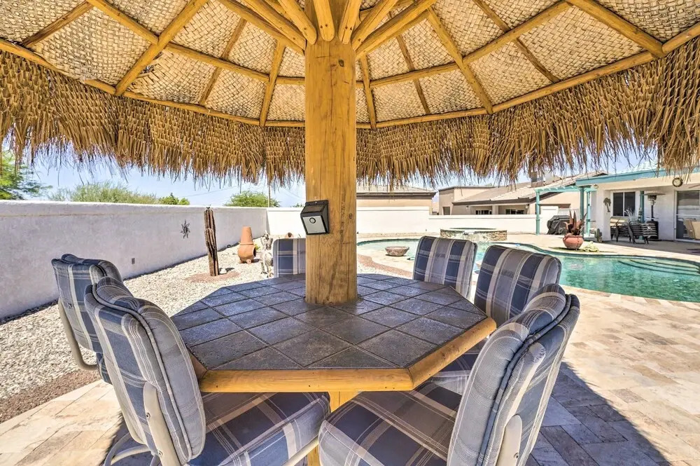 Charming Lake Havasu Home: 2 Mi to Body Beach!