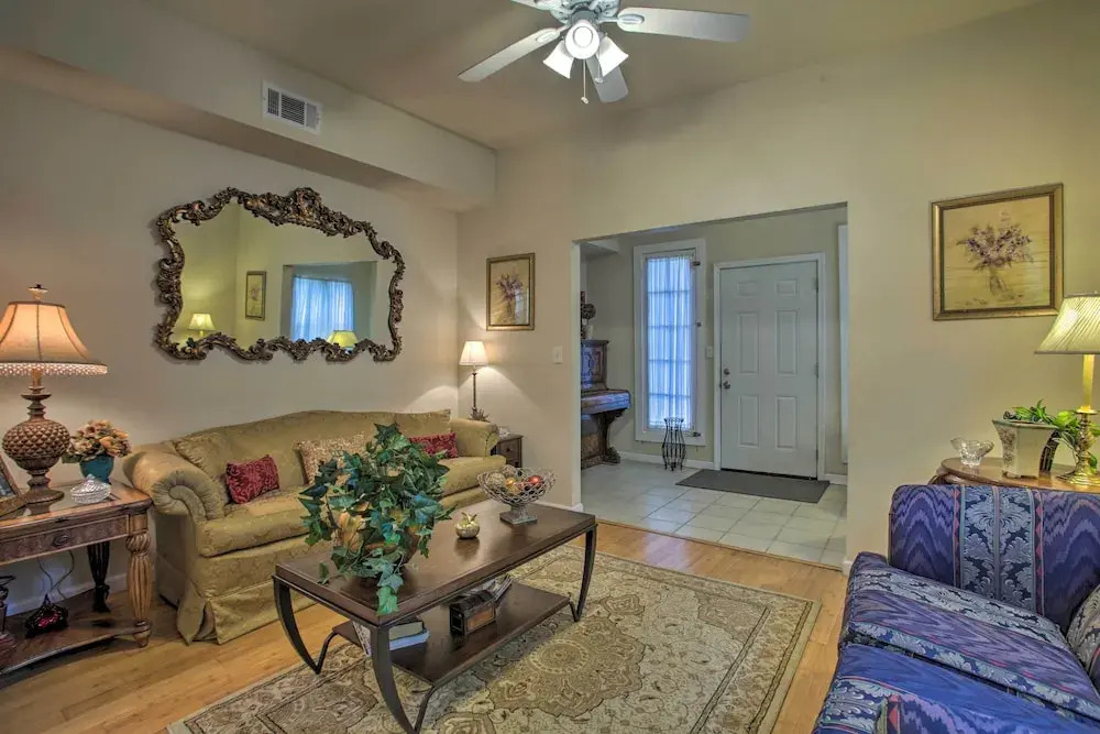 New Orleans Retreat ~ 3 Mi to Bourbon Street!