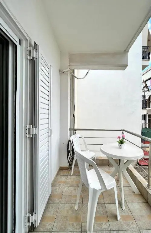 Ecco Apartments III