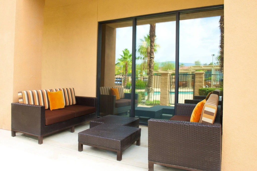 Courtyard Palm Desert