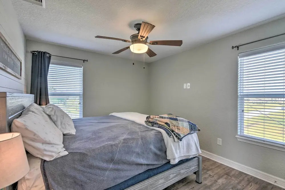 2 Blocks to Gulf: Surfside Beach Family Home!