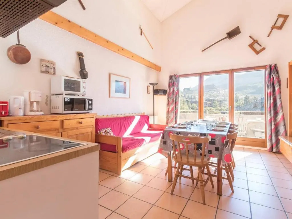 Duplex 3 pièces avec parking à Briançon - 6 pers, wifi, animaux admis - FR-1-330C-15