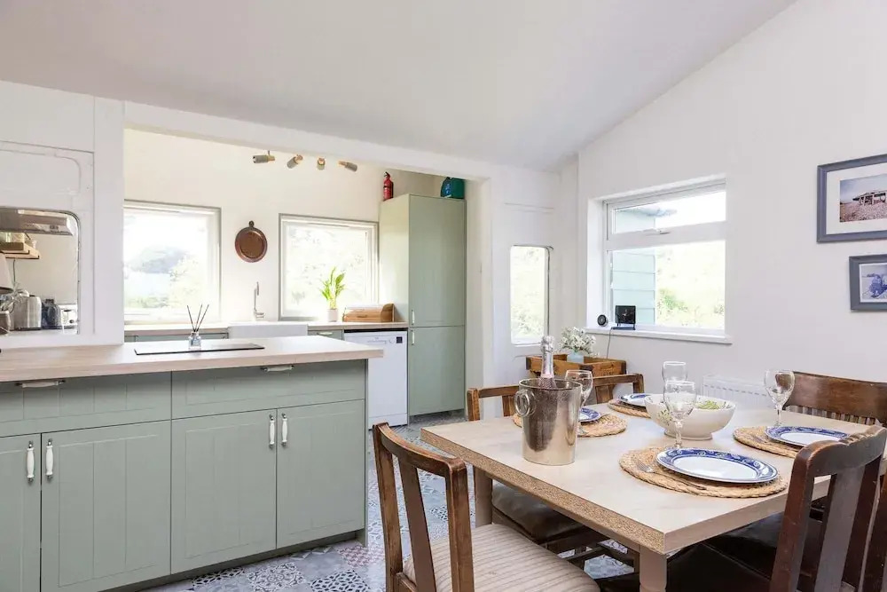 Historic Railway Home - Selsey Seafront