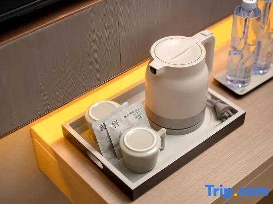 Lifeng Hotel (Wuyue Plaza Branch, Binhai New Area, Tianjin)