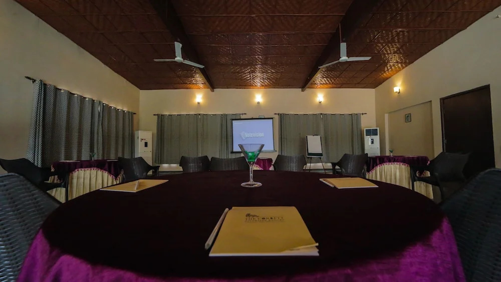 Corbett Riverside Resort