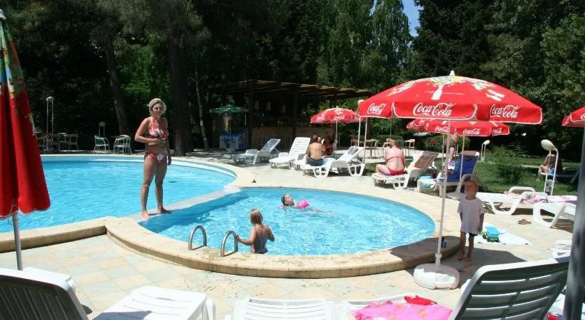 Oasis Park Hotel