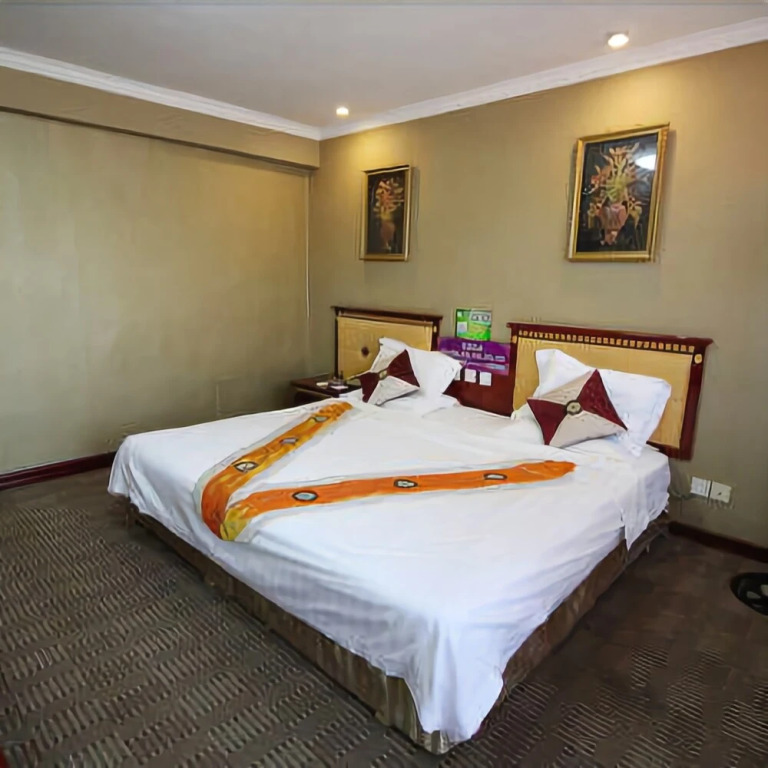 Hohhot Xiangjiang Grand Hotel (Inner Mongolia University Inner Mongolia Hospital)