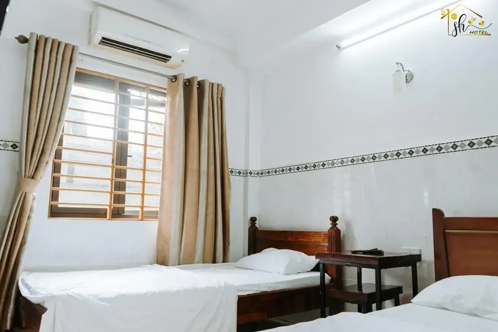 SH Hotel & Motorbikes For Rent