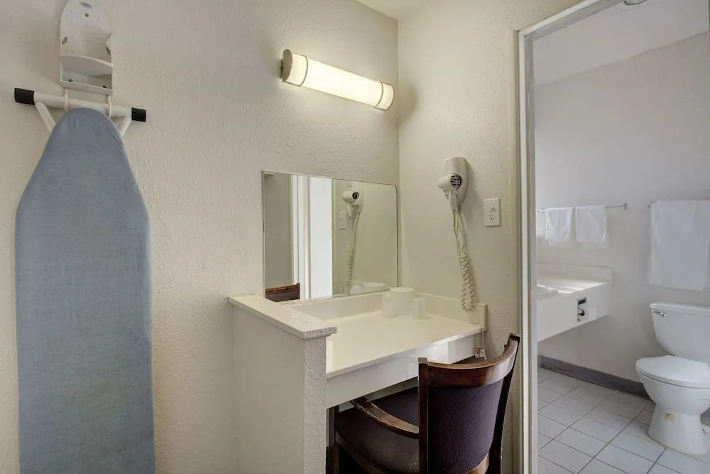 Carlsbad Inn , New Mexico