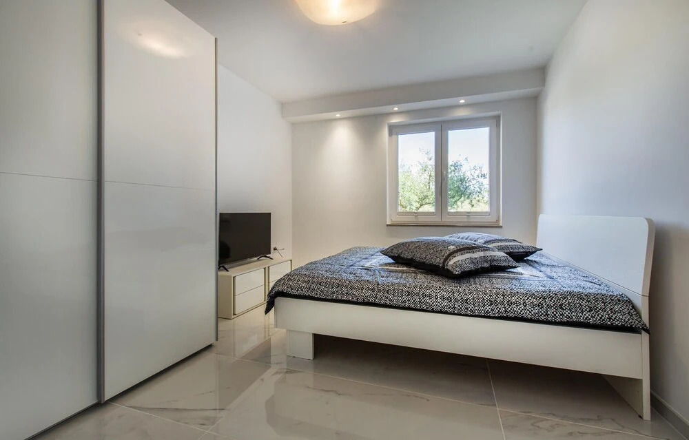 Amazing Apartment in Koper With Outdoor Swimming Pool, Wifi and 1 Bedrooms