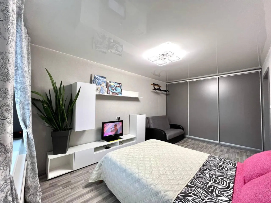 Katy Home (Кэти Хоум) на улице Менделеева