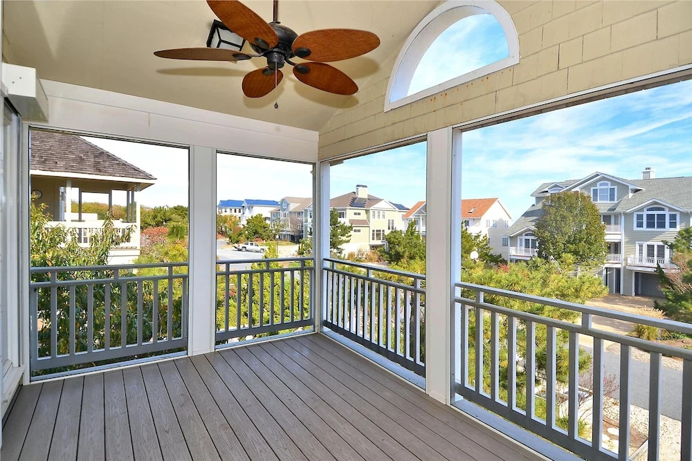 Ocean Ridge East 18 Sheats by Long & Foster