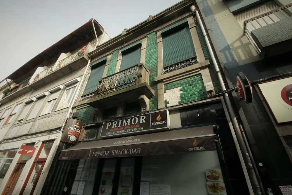 Nomad's Family Lodging Porto