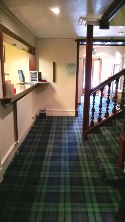Crown Hotel & Bar