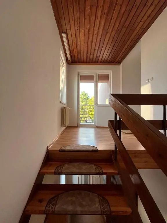 4 Bedroom Elegant, beautiful and spacious home with a botanical garden