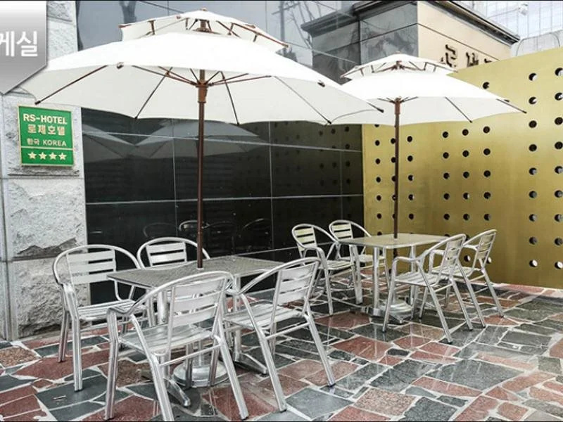 Rozze Hotel